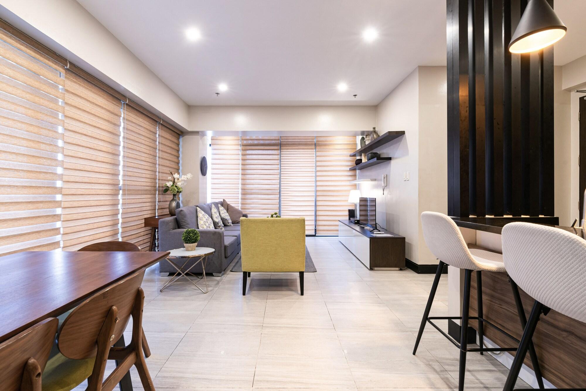 Artemis Place Makati Hotel Макати Экстерьер фото