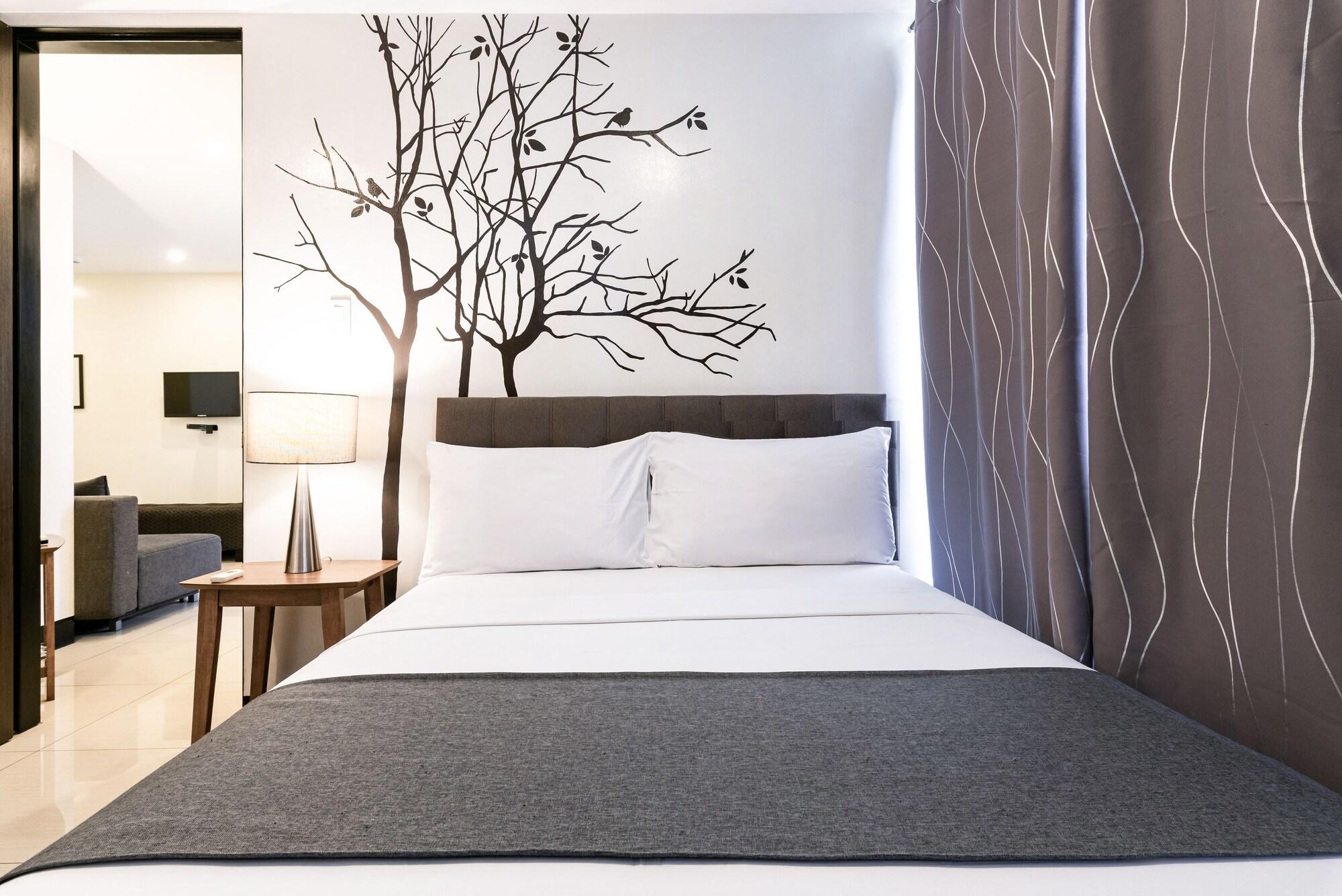 Artemis Place Makati Hotel Макати Экстерьер фото